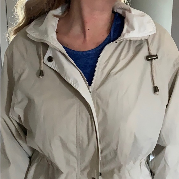 London Fog tan coat - Picture 4 of 8